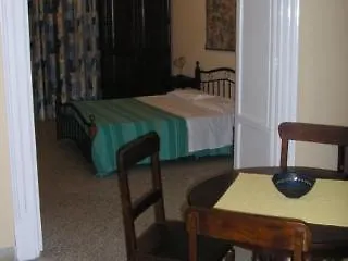 Bed & Breakfast Nuovo Cortile 3*